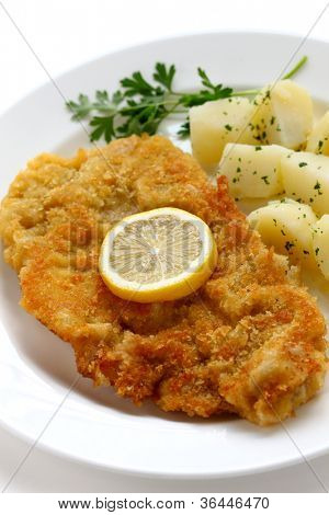 Wiener schnitzel, cotoletta di vitello, cucina austriaca