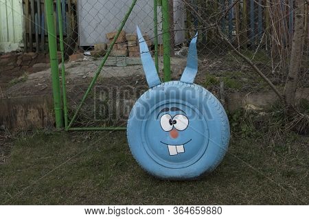 Blue Rabbit Hare Figure Decation Toy Made From An Old Car Tire To Decorate Your Yard.