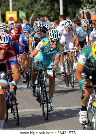 BARCELONA - sierpnia, 26: Belgijski kolarz Astany Kevin Seeldraeyers jeździ z pakietu podczas Vuelta