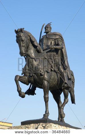 rytterstatuen af nationalhelt Skanderbeg i Tirana - Albanien