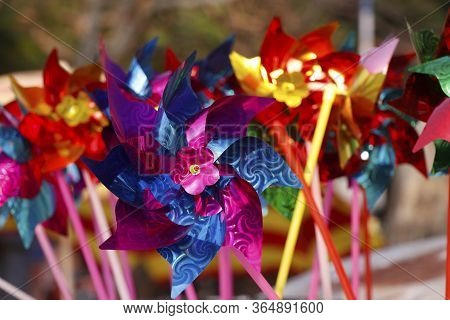 Colorful Wind Wheel Or Wind Mill Toys