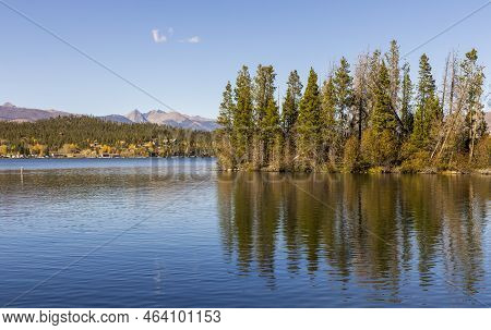 Beautiful Autumn Landscape On Granby Lake In The Colorado Rocky Mountains