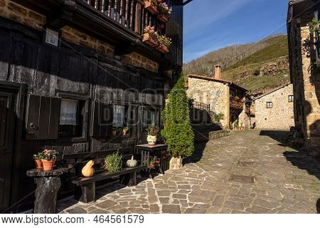 Barcena Mayor, Spain - January 16, 2022: Beautiful Village Of Barcena Mayor With The Traditional Sto