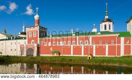 Nikolo-peshnoshsky Monastery And A Pond In Front Of The Walls Of The Monastery