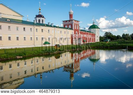 Nikolo-peshnoshsky Monastery And A Pond In Front Of The Walls Of The Monastery