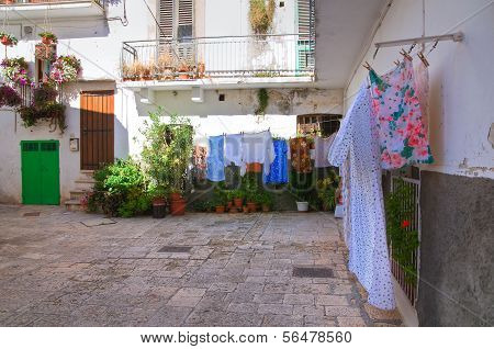 Alleyway. Noci. Puglia. Italy.