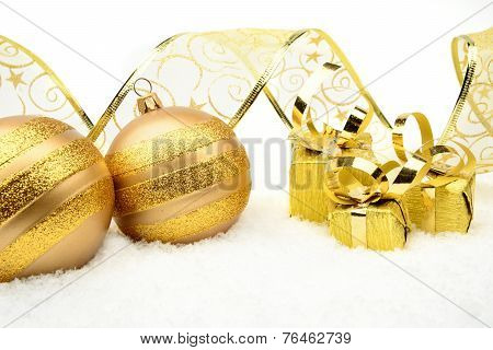 Golden Christmas Gifts,bauble Ribbon On Snow