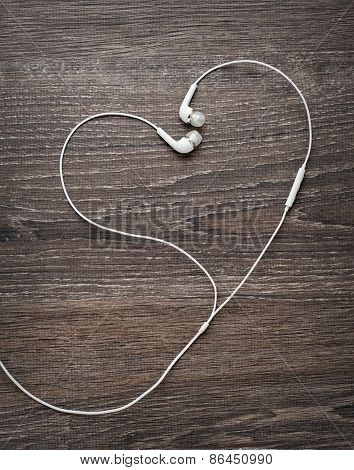Love Music. Headphone wires in the form of heart