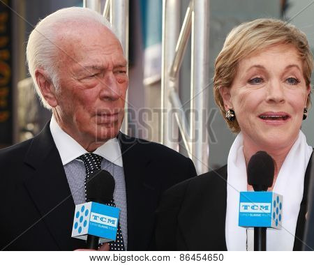 LOS ANGELES - MAR 26:  Christopher Plummer, Julie Andrews at the 50th Anniversary Screening Of 