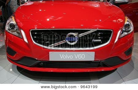 Volvo V60 Rdesign al Motor Show di Parigi