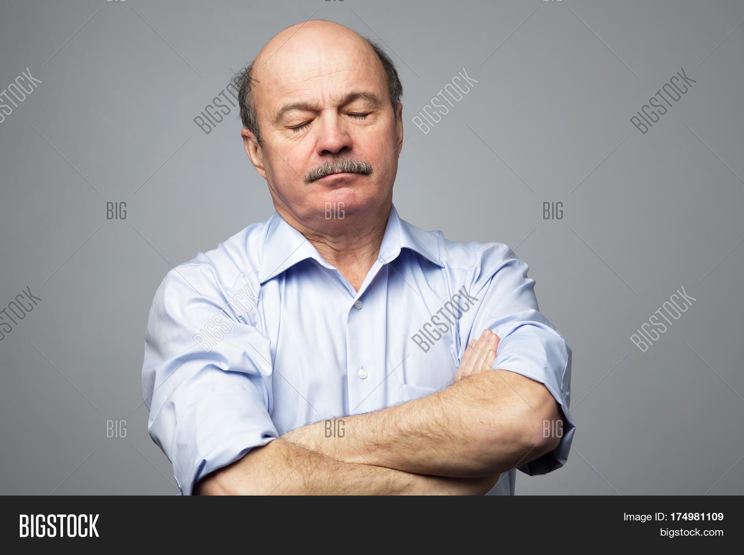 Elderly Man Falls Image & Photo (Free Trial) Bigstock