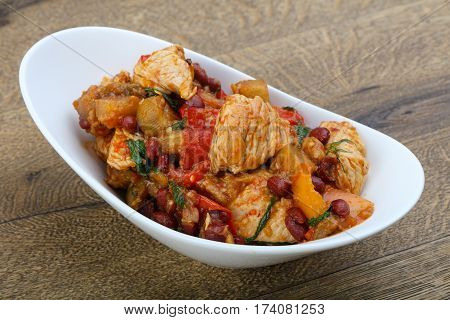 Turkey With Beans And Tomato