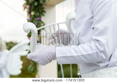 Living statues on the wedding ceremony. Mime receipt for wedding