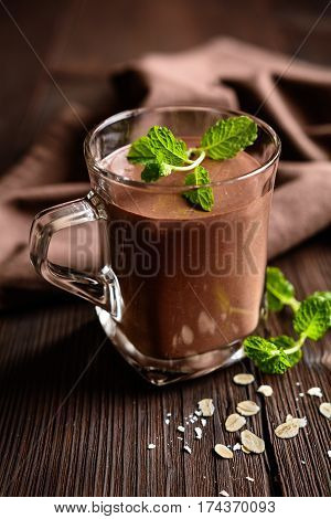 Chocolate Oatmeal Smoothie