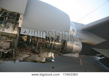 Åbnede C-17 militære flymotor