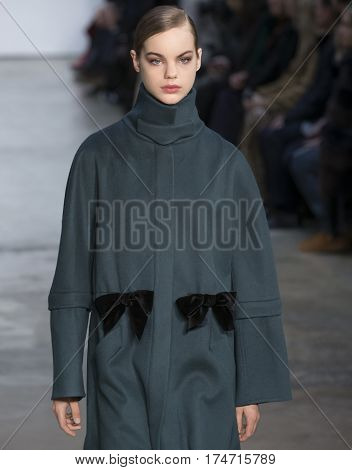 Carolina Herrera - Fall 2017 Collection