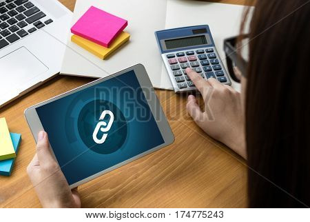 Backlinks Technology Online Web Backlinks Technology Online Web Businessman
