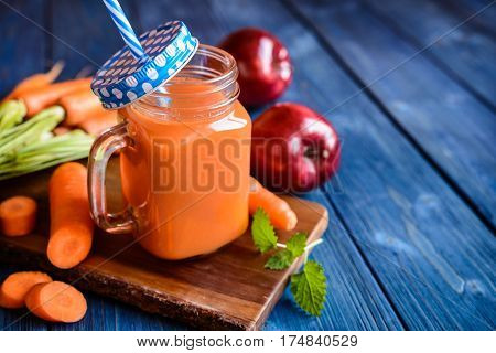 Fresh Carrot And Apple Smoothie