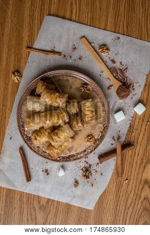 Rolled Baklava Turkish Delight Sweets Hazelnut Dessert Dripping Sugar