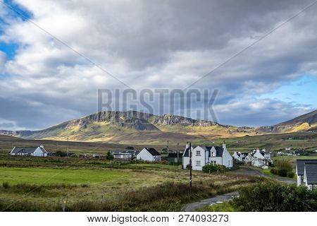 Autumn Countryside Landscape Of The Staffin Area With The Quiraing In Background - Isle Of Skye, Sco