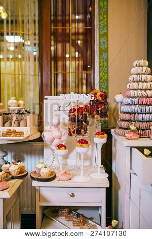 Candy Bar With Balls, Macaroon On Candy Bar, Candy Bar On Holiday, Candy Bar At The Wedding. Dessert