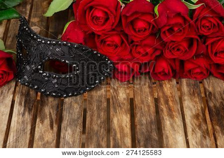 Valentines Day Date Card With Fresh Rose Flowers