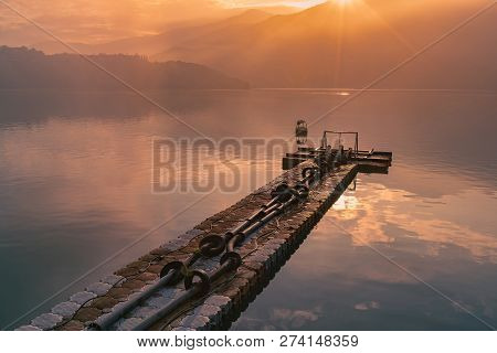 Water Lake Morning Tone During Sunrise, Sml Taiwan Natural Landscape Background