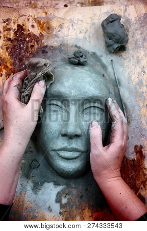 Russia, Moscow-december 15, 2018.sculpture Lessons At Moscow State Art Institute Named After Surikov