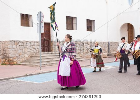 Oropesa Del Mar, Spain - January 13, 2018: Holiday Procession On Festival Of Saint Anthony In The St