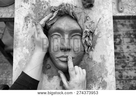 Russia, Moscow-december 15, 2018.sculpture Lessons At Moscow State Art Institute Named After Surikov