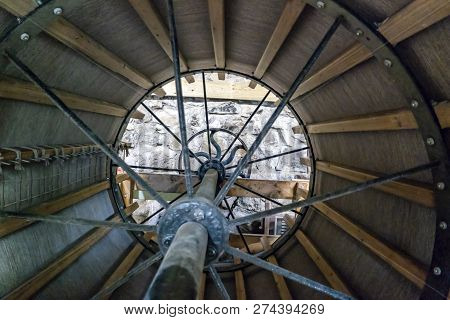 Concept Of Weaving Traditional Tweed Products In Scotland