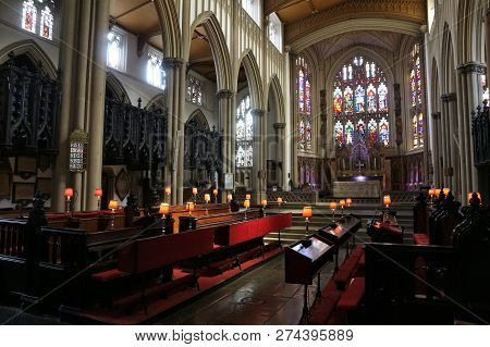 Leeds, Uk - July 11, 2016: Interior View Of Leeds Minster, Or The Minster And Parish Church Of Saint