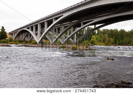 Middle Fork Willamette River Interstate 5 Bridge Eugene Oregon