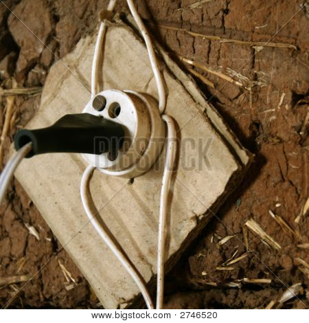 Simple Power Socket, Perù