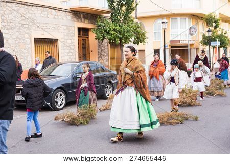 Oropesa Del Mar, Spain - January 13, 2018: Holiday Procession On Festival Of Saint Anthony In The St