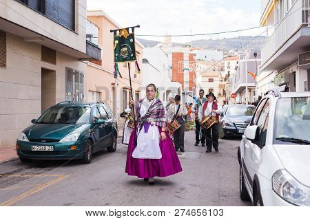 Oropesa Del Mar, Spain - January 13, 2018: Holiday Procession On Festival Of Saint Anthony In The St