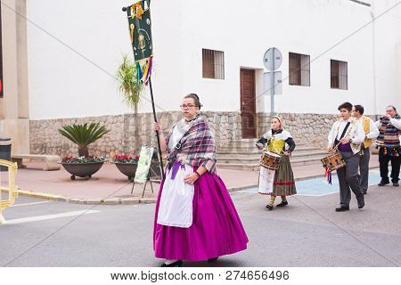 Oropesa Del Mar, Spain - January 13, 2018: Holiday Procession On Festival Of Saint Anthony In The St