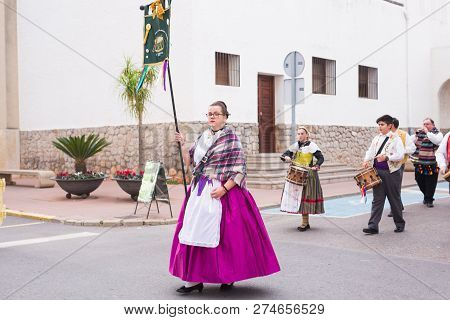 Oropesa Del Mar, Spain - January 13, 2018: Holiday Procession On Festival Of Saint Anthony In The St