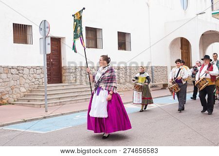Oropesa Del Mar, Spain - January 13, 2018: Holiday Procession On Festival Of Saint Anthony In The St