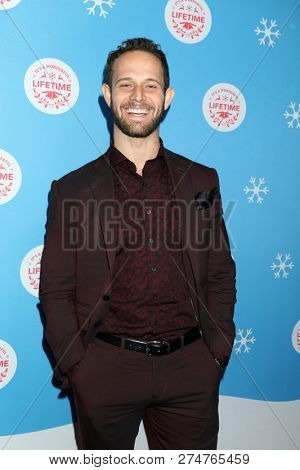 LOS ANGELES - NOV 14:  Hunter Burke at the 