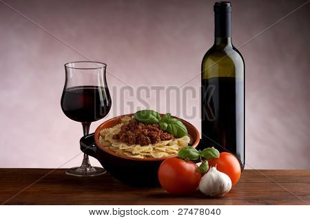 ชาม ragu พาสต้า
