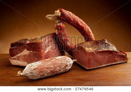 mix di parma ham salami e speck