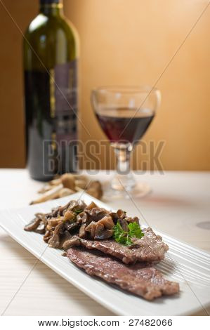 Scaloppina ai funghi porcini saltati