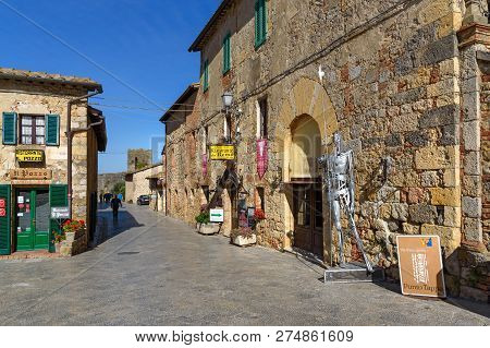 Monteriggioni, Italy - September 26, 2018: View On The Street In Monteriggioni Castle. Tuscany