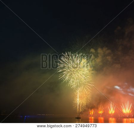Night City Evining Firevork Above River Long Exposure Shoot Picture From Tripot