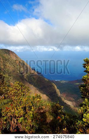 Kalalau Valley And Na Pali Coast State Park