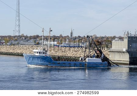 New Bedford, Massachusetts, Usa - November 4, 2018: Commercial Fishing Vessel Starlight Framing Rese