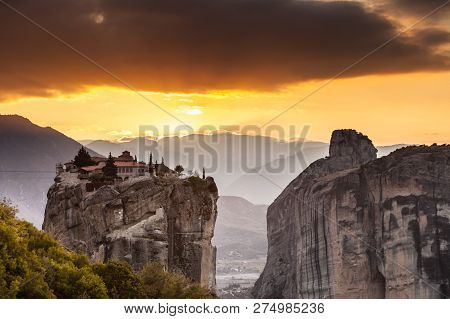 Monastery Of The Holy Trinity On Cliff. Greek Destinations. The Meteora Monasteries, Greece Kalambak