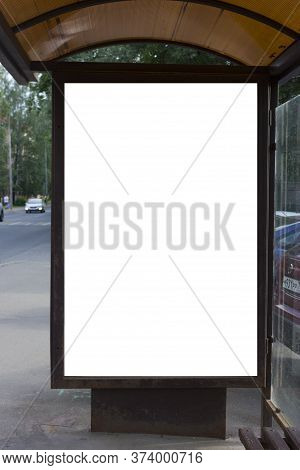 Advertising At A Bus Stop During The Day Mockup