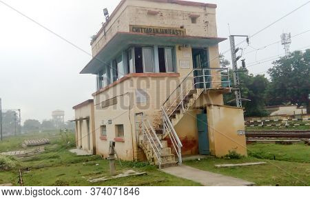 Chittaranjan Railway Station Terminal Of Division Of Eastern Railway Zone In Chittaranjan In Jamtara